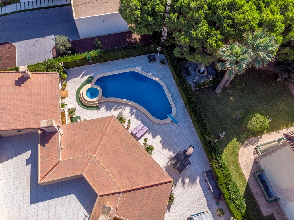 Luxusná vila v Cabo Roig – Muy Cerca De La Playa