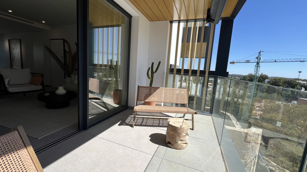 Moderný apartmán v Las Colinas Golf – Costa Blanca