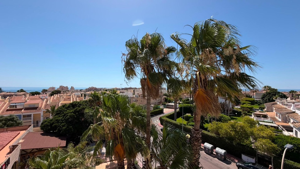 Moderný apartmán v Torrevieja – Torreblanca