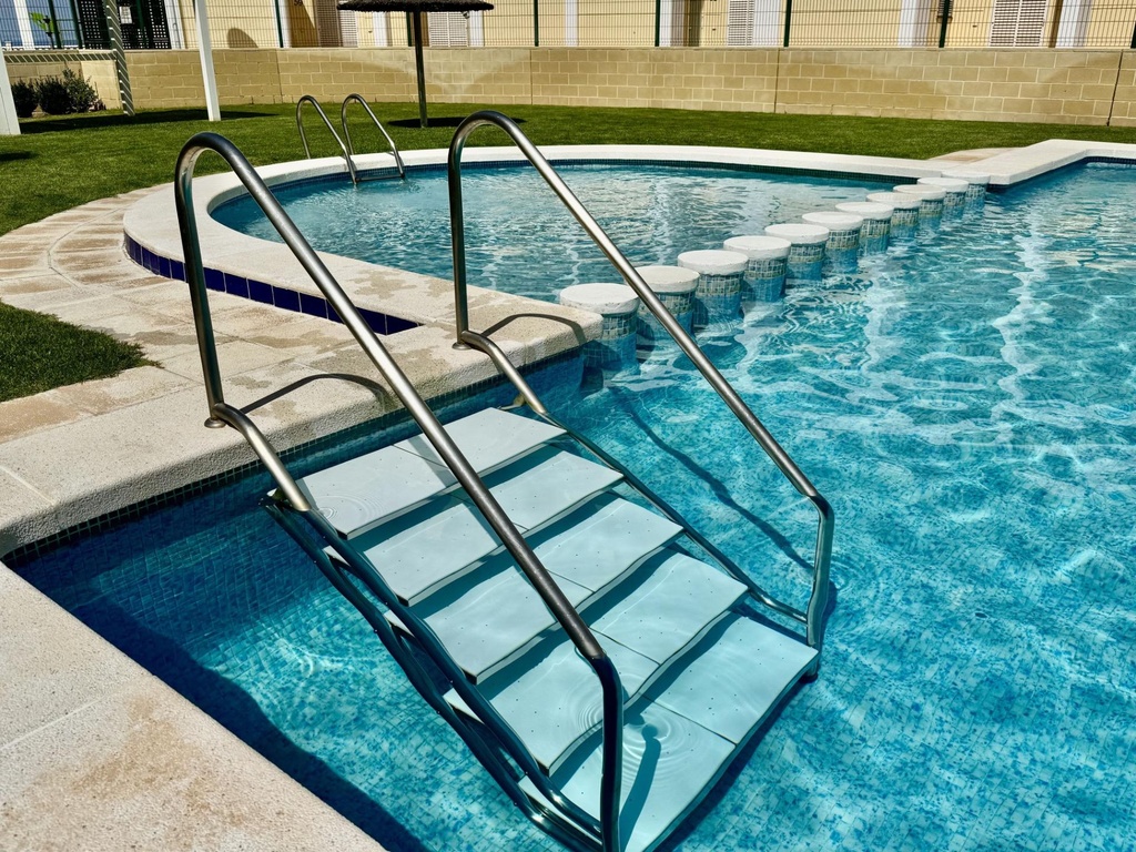 Moderný apartmán v Torrevieja – Torreblanca