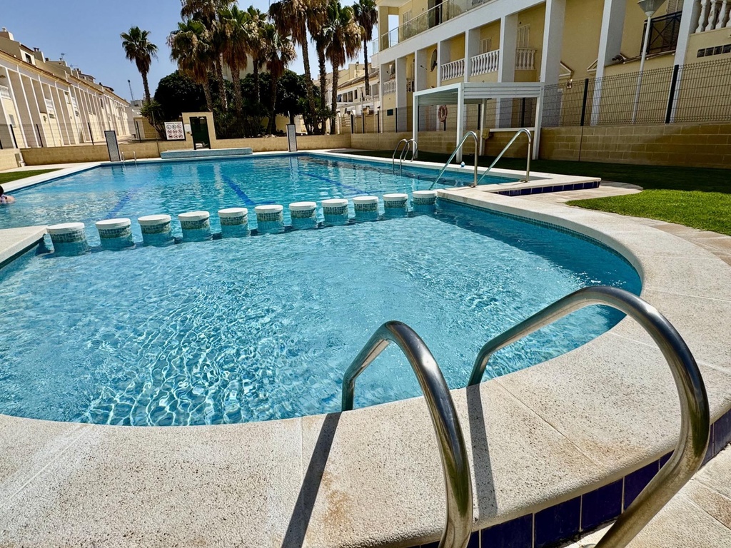 Moderný apartmán v Torrevieja – Torreblanca