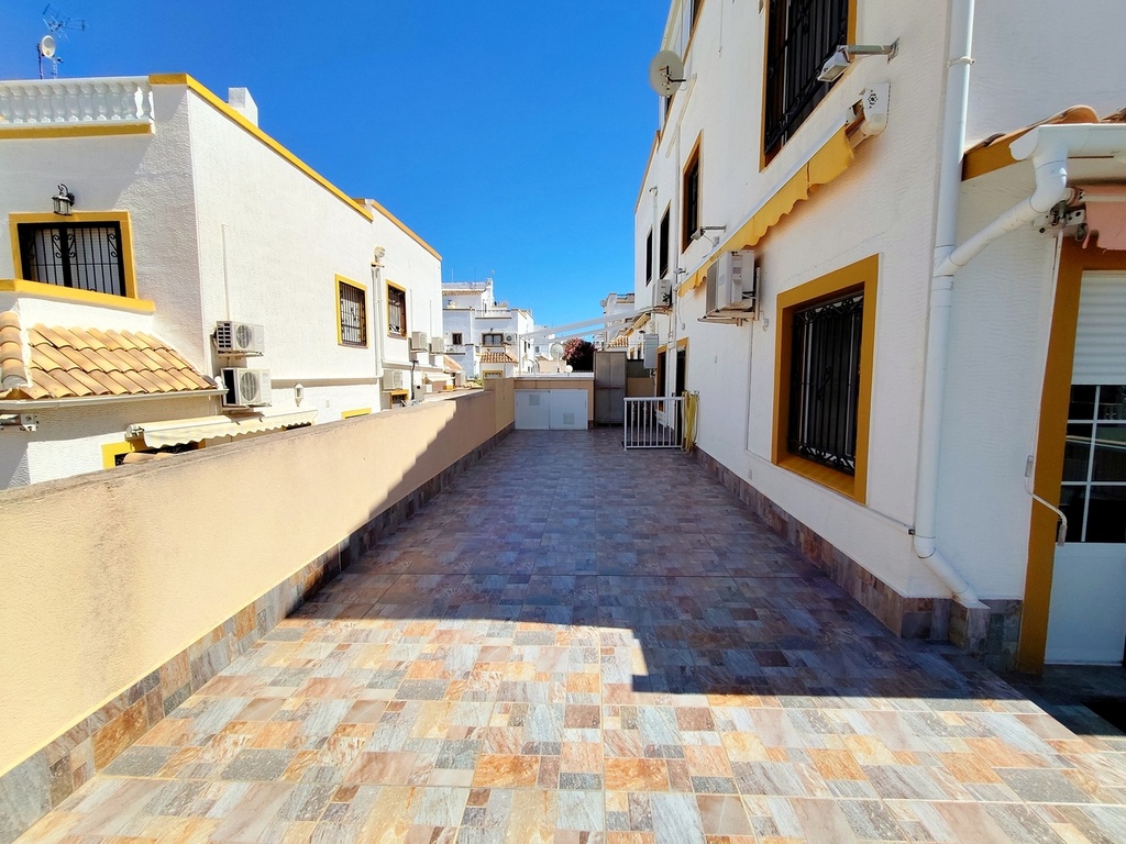 Moderný mestský dom v Los Altos – Costa Blanca