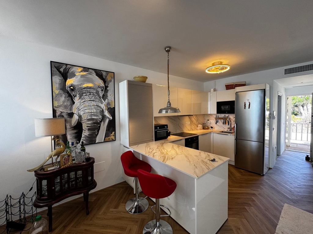 Moderný apartmán v Estepona – Costa del Sol