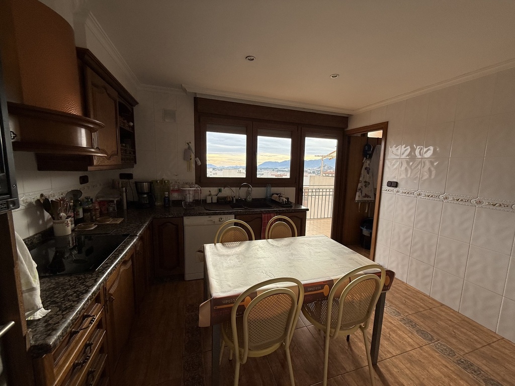 Moderný apartmán v Onil – Costa Blanca