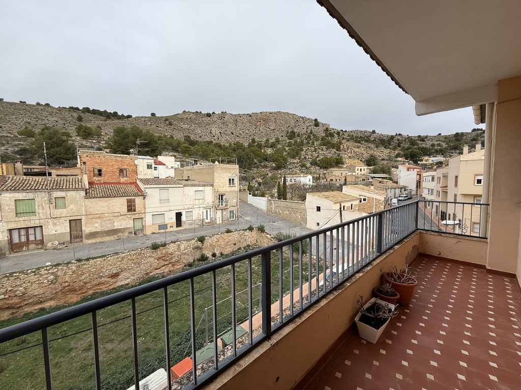 Moderný apartmán v Onil – Costa Blanca