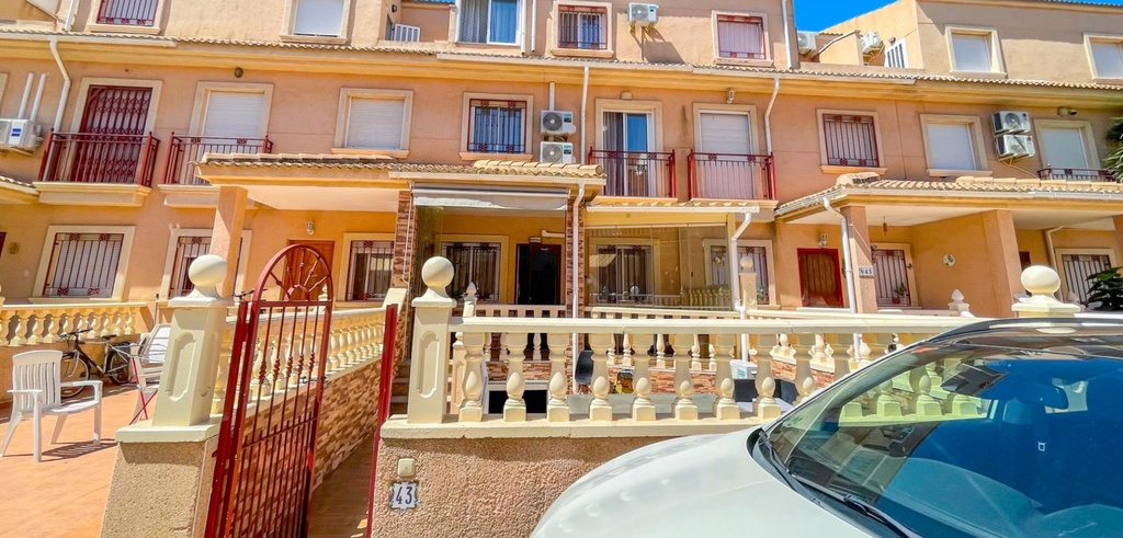 Moderný mestský dom v Orihuela Costa – Costa Blanca