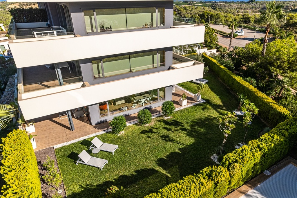 Luxusný apartmán v Las Colinas Golf – Costa Blanca