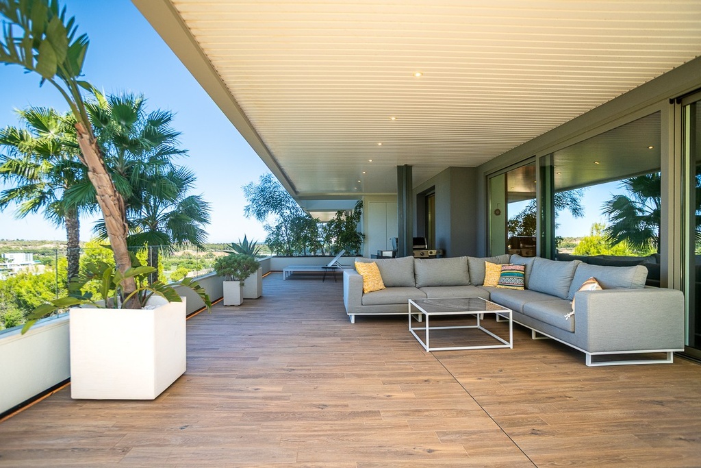 Luxusný apartmán v Las Colinas Golf – Costa Blanca