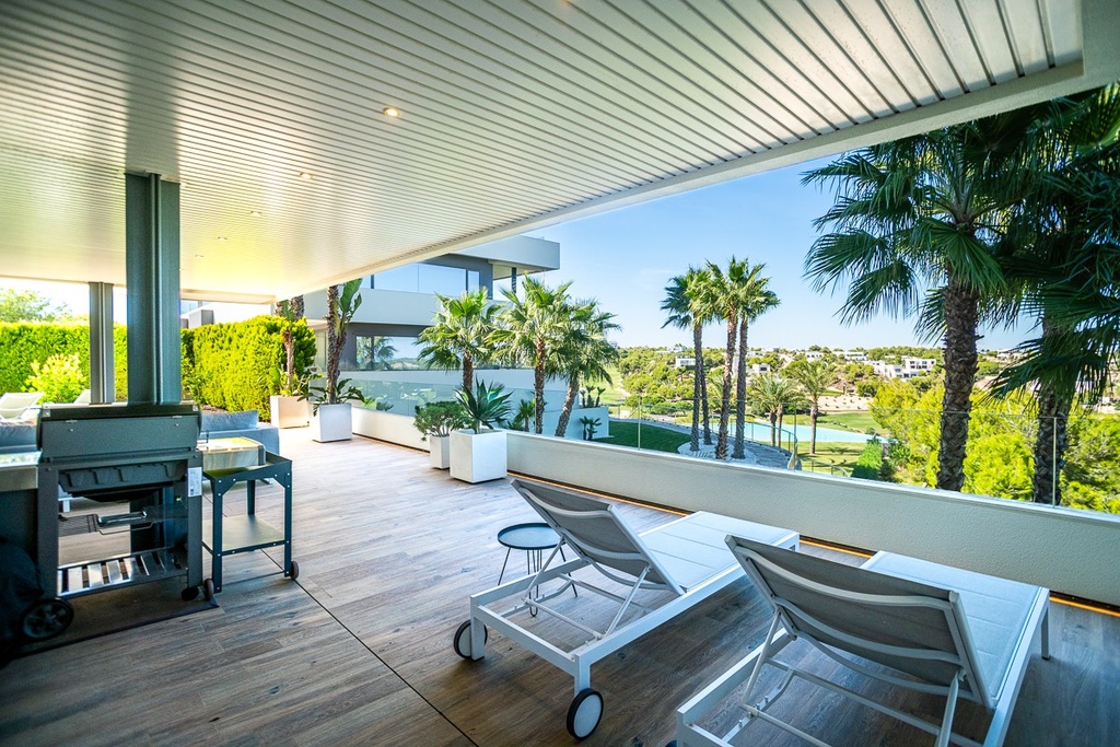Luxusný apartmán v Las Colinas Golf – Costa Blanca