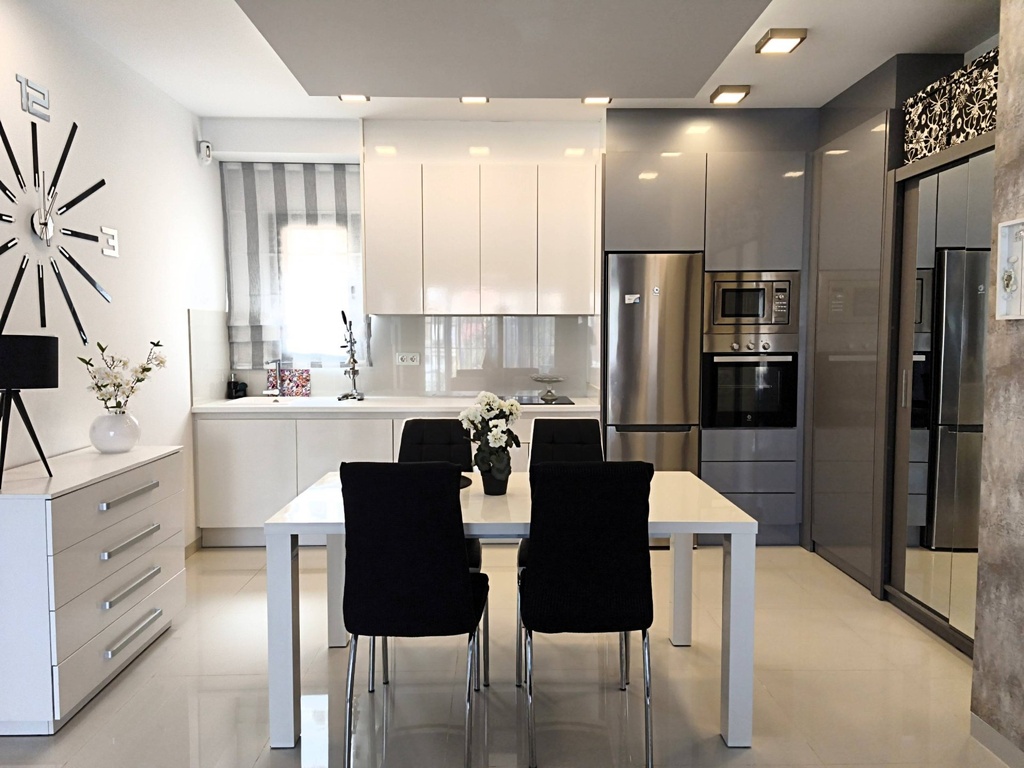 Moderný apartmán v Pilar de La Horadada – La Torre De La Horadada