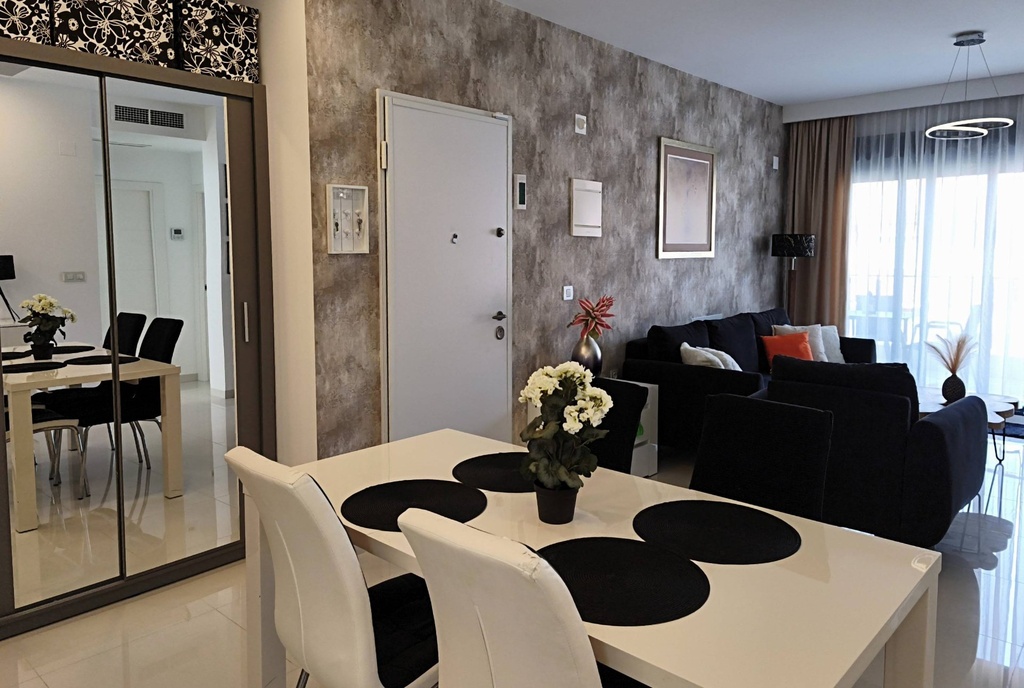 Moderný apartmán v Pilar de La Horadada – La Torre De La Horadada