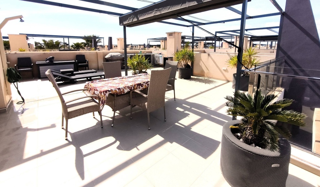 Moderný apartmán v Pilar de La Horadada – La Torre De La Horadada