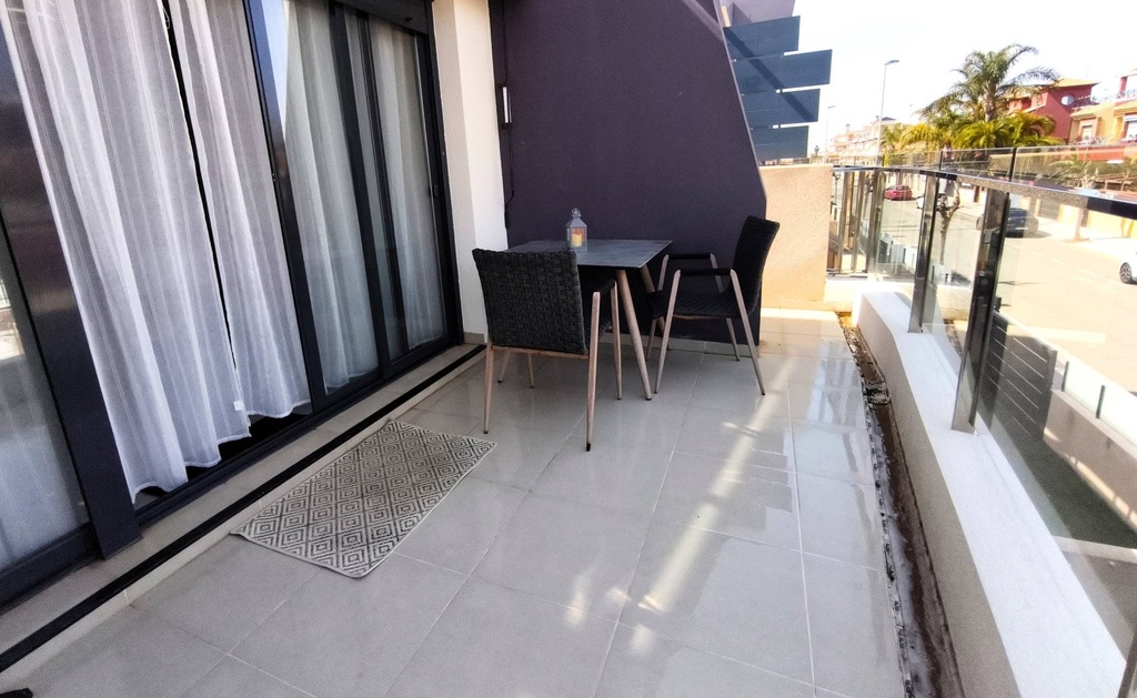 Moderný apartmán v Pilar de La Horadada – La Torre De La Horadada