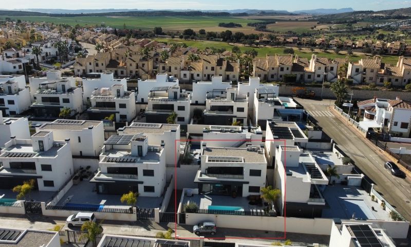 Moderná vila v Algorfa – Inland