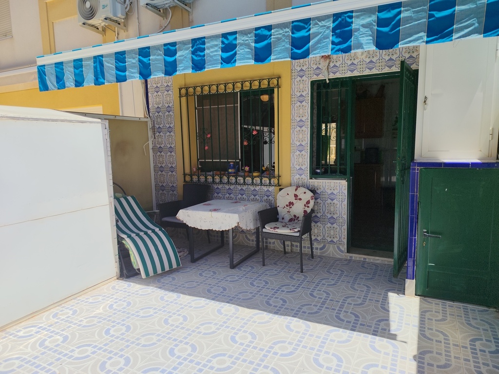 Moderný mestský dom v La Zenia – Costa Blanca