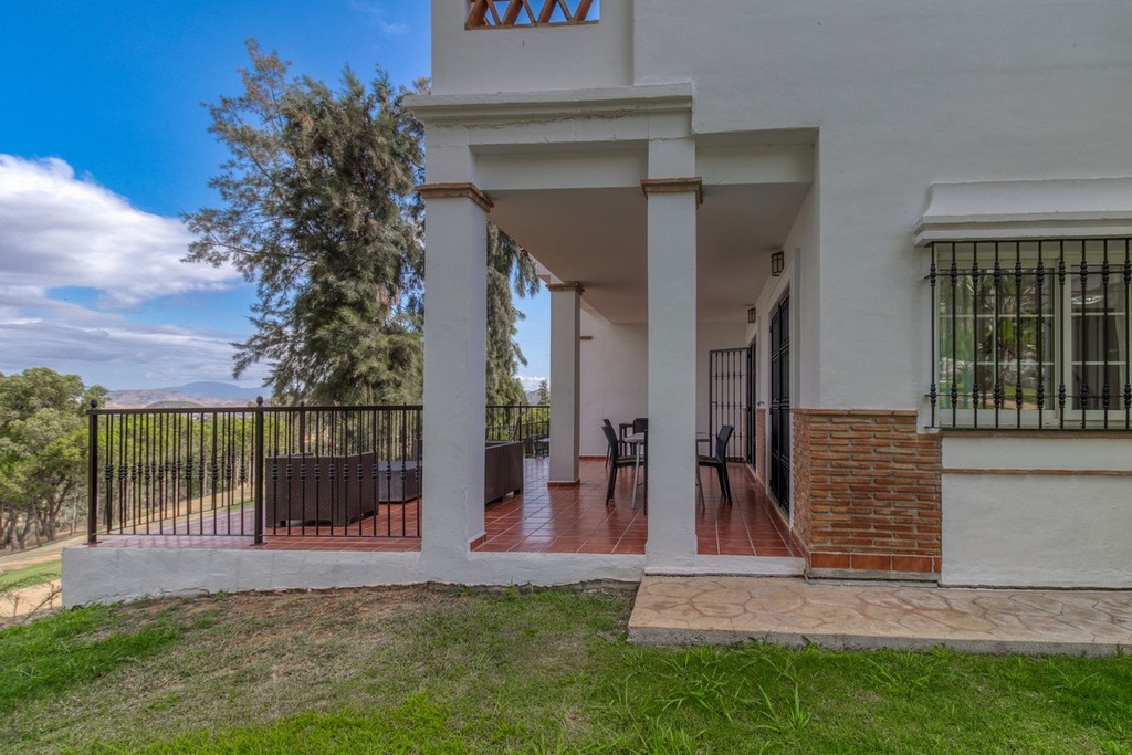 Moderná vila v Lauro Golf – Inland