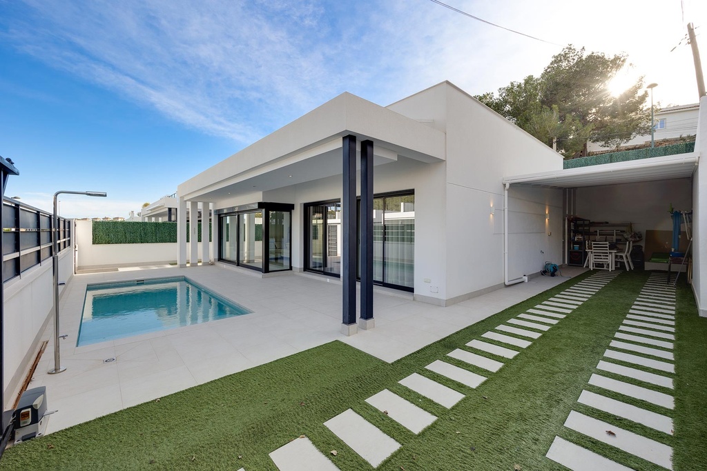 Moderná vila v Pinar de Campoverde – Inland