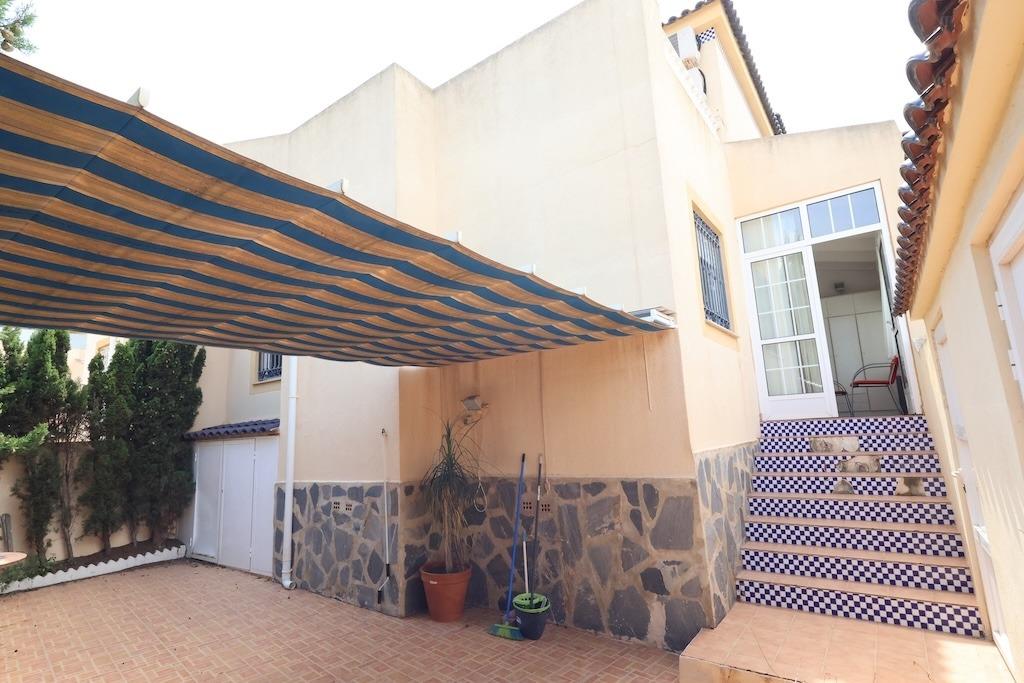 Moderný mestský dom v Torrevieja – Costa Blanca