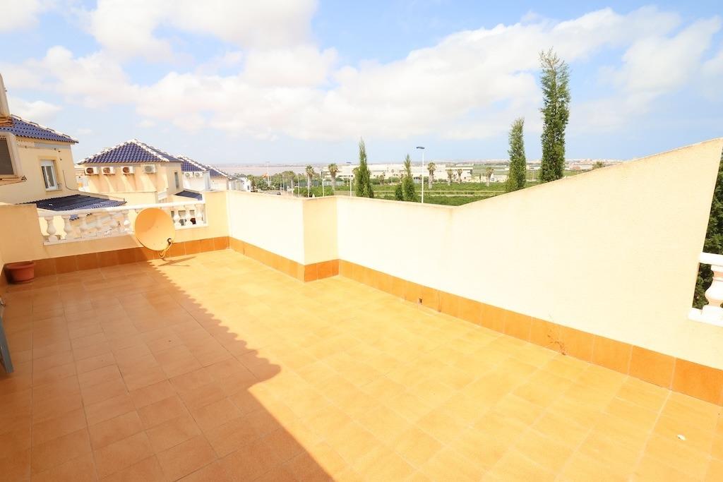 Moderný mestský dom v Torrevieja – Costa Blanca