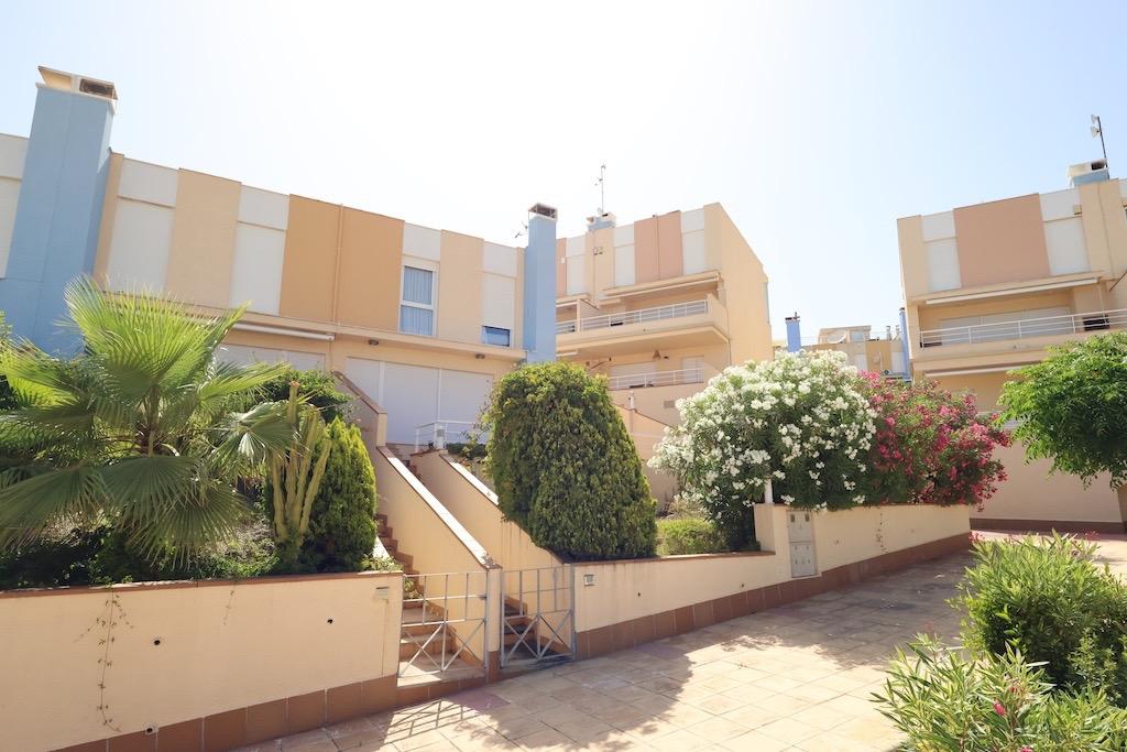 Moderný mestský dom v Orihuela Costa – Costa Blanca