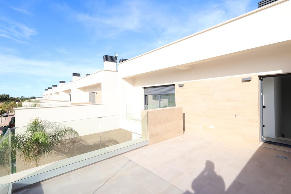 Moderná vila v Los Alcazares – Costa Calida
