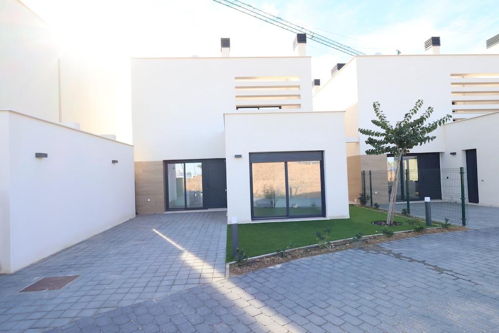Moderná vila v Los Alcazares – Costa Calida