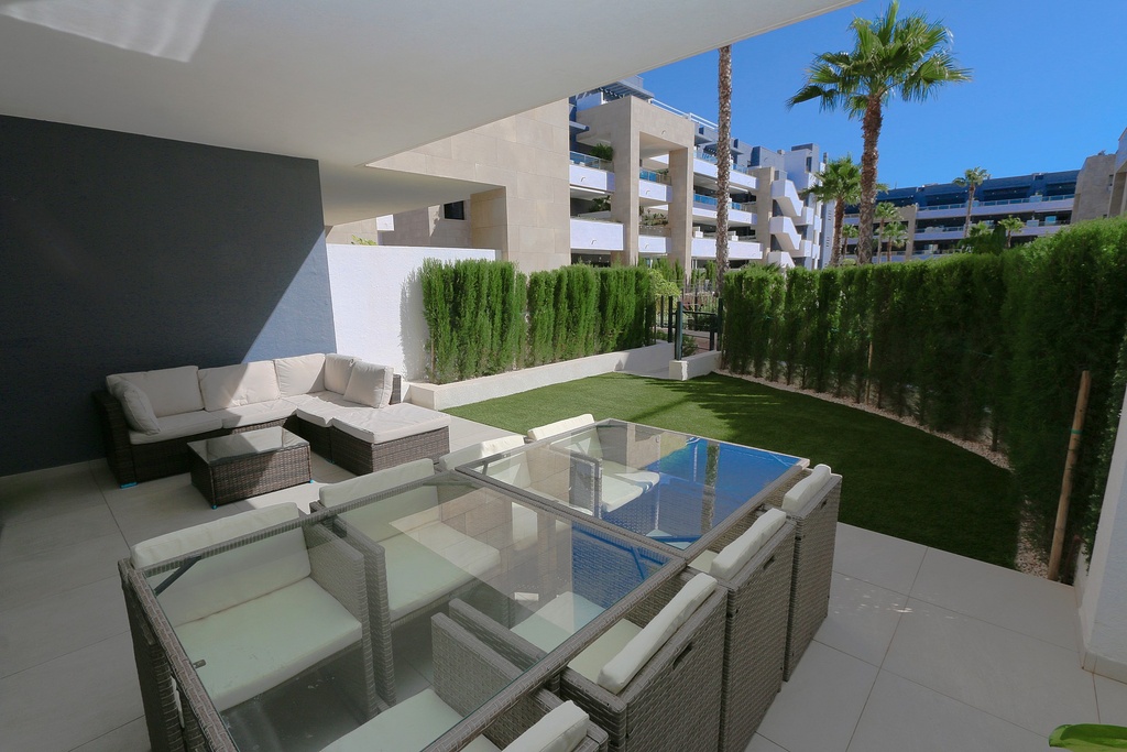Moderný apartmán v Playa Flamenca – Costa Blanca