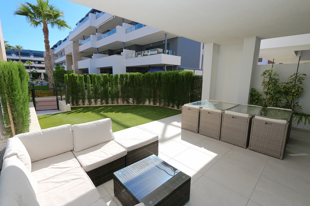 Moderný apartmán v Playa Flamenca – Costa Blanca