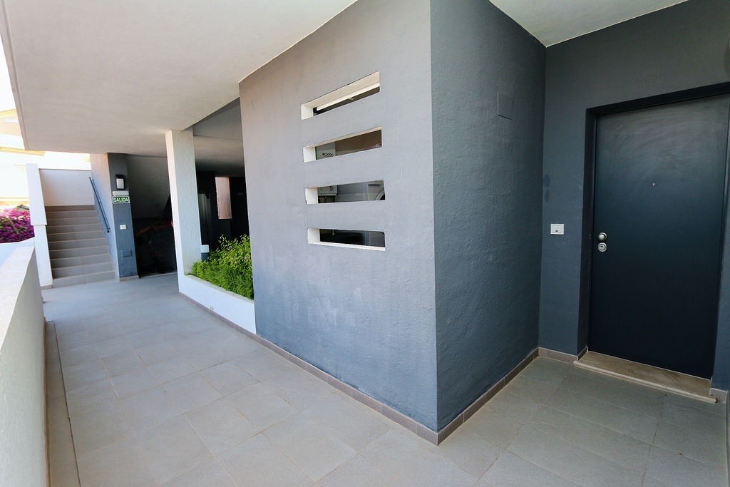 Moderný apartmán v Playa Flamenca – Costa Blanca