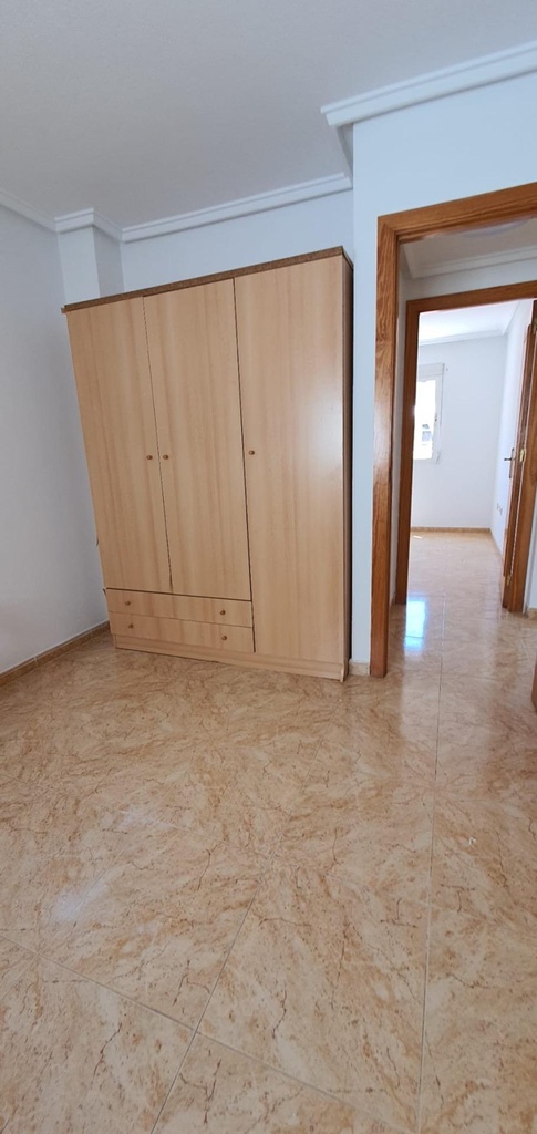 Moderný penthouse v Torrevieja s bazénom