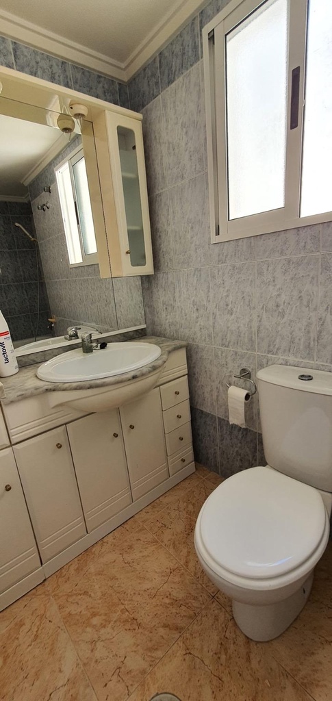 Moderný penthouse v Torrevieja s bazénom