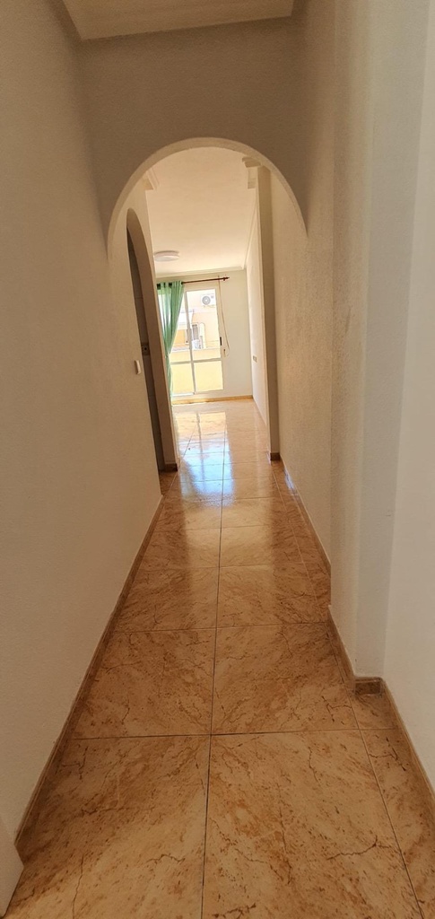 Moderný penthouse v Torrevieja s bazénom