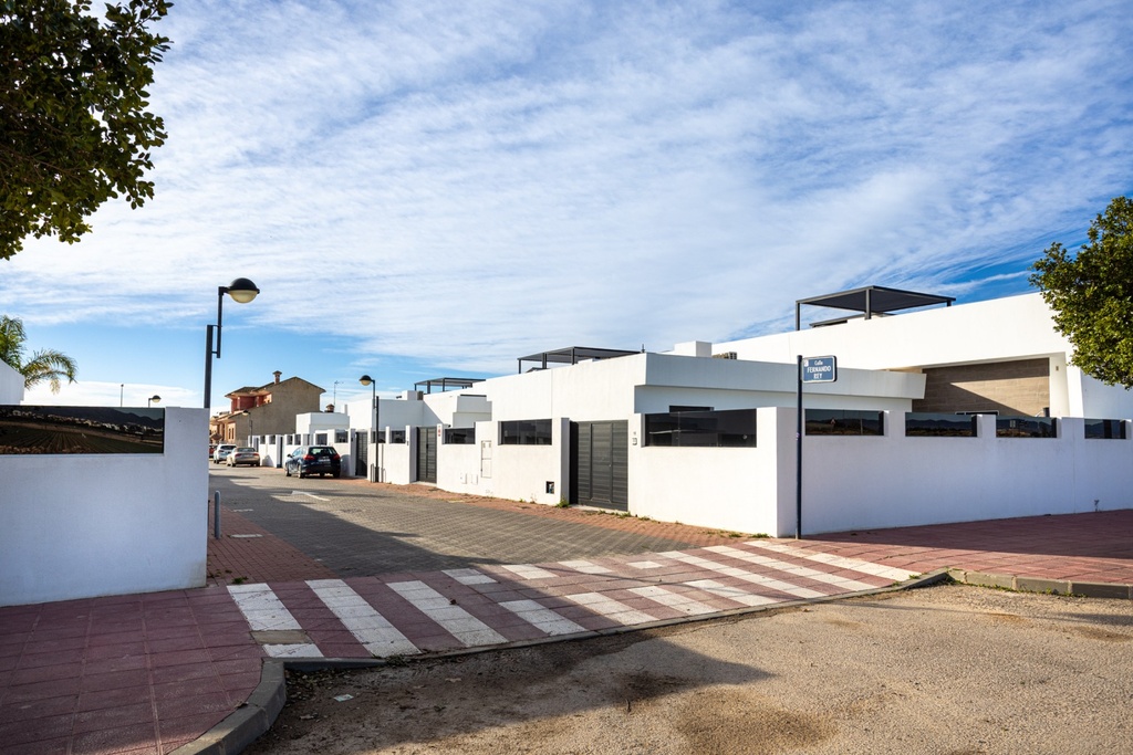 Moderná vila v Torre Pacheco – Inland