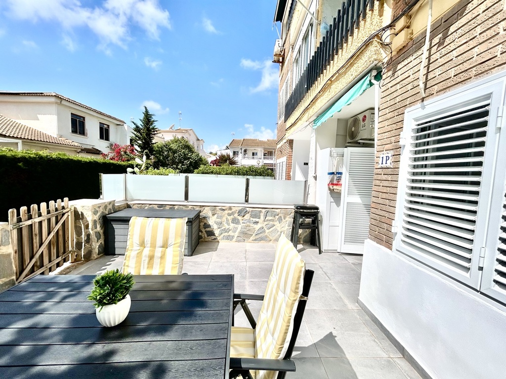 Moderný apartmán v La Zenia – Costa Blanca