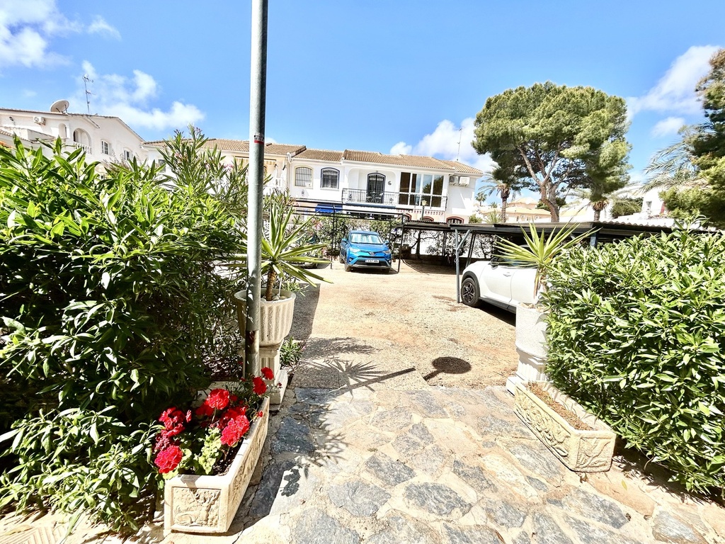 Moderný apartmán v La Zenia – Costa Blanca