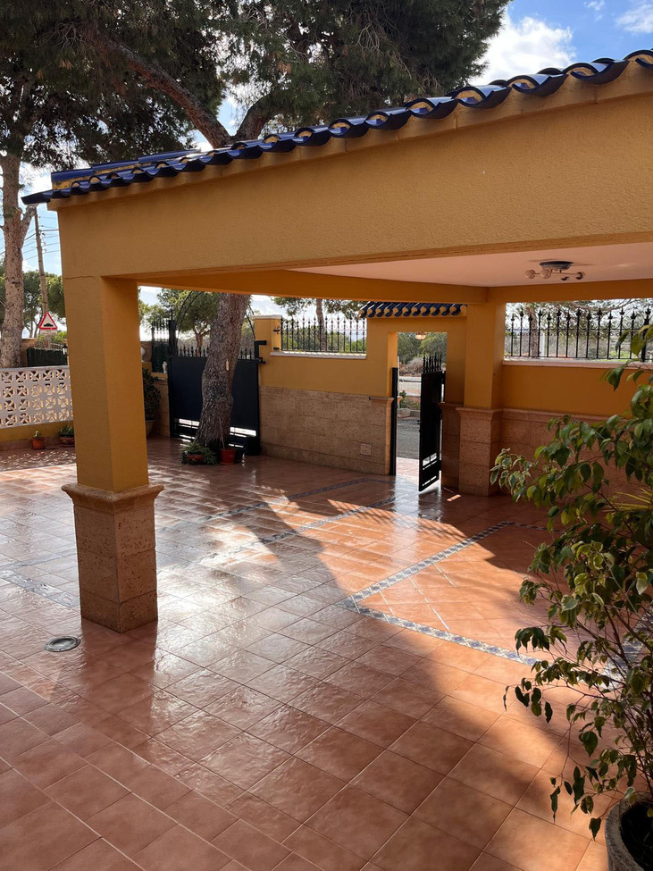 Moderný Semi Detached v Orihuela Costa – Punta Prima