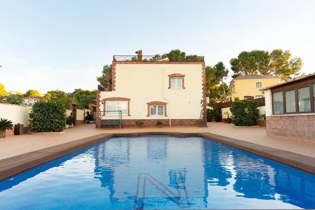 Luxusná vila v Torrevieja – Los Balcones - Los Altos Del Edén