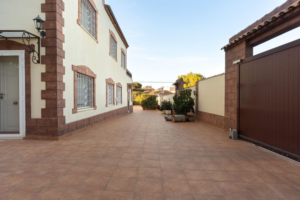 Luxusná vila v Torrevieja – Los Balcones - Los Altos Del Edén