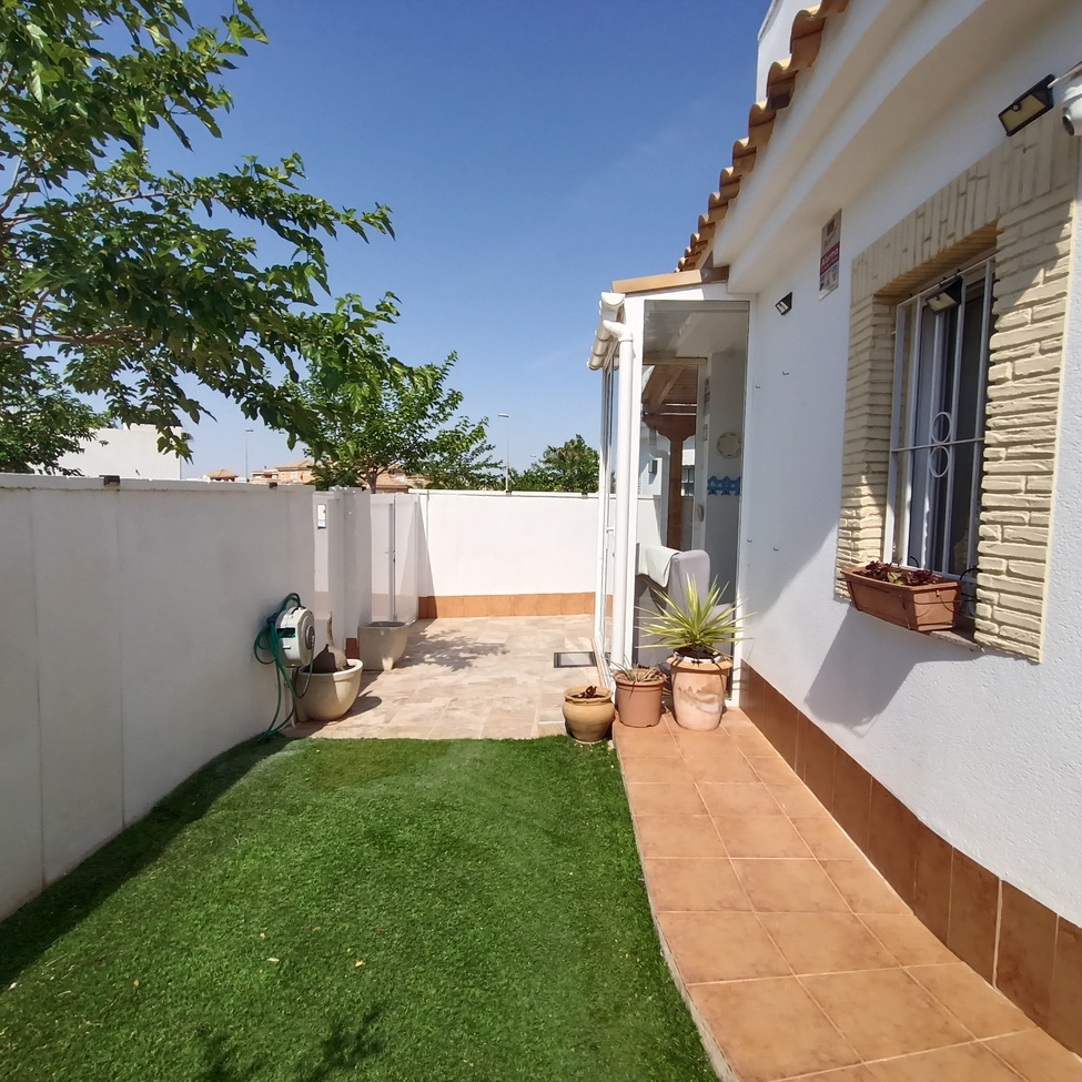 Moderná vila v Sucina – Inland