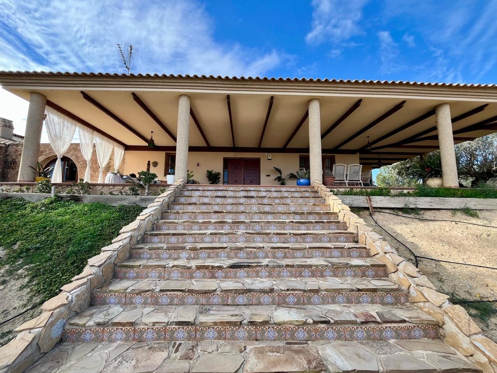 Moderná vila v El Esparragal – Inland
