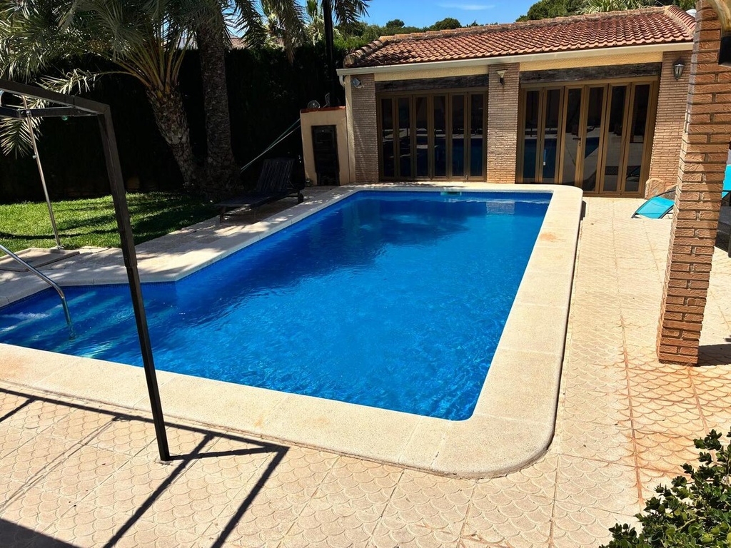 Moderná vila v Los Balcones – Costa Blanca