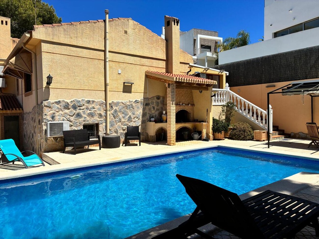 Moderná vila v Los Balcones – Costa Blanca