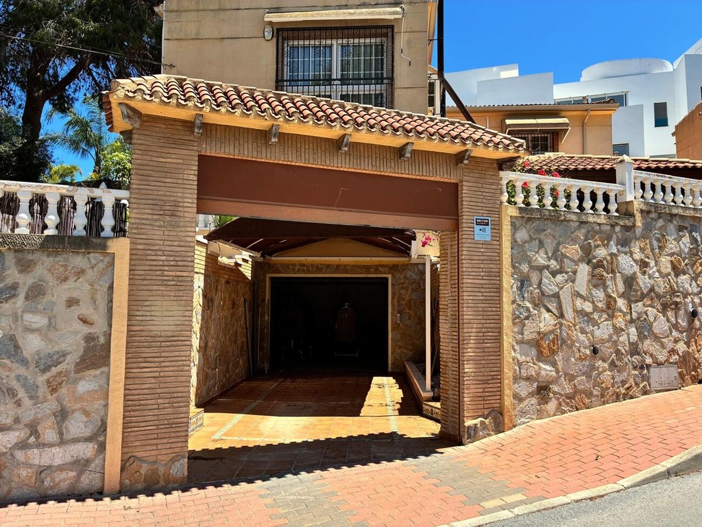 Moderná vila v Los Balcones – Costa Blanca