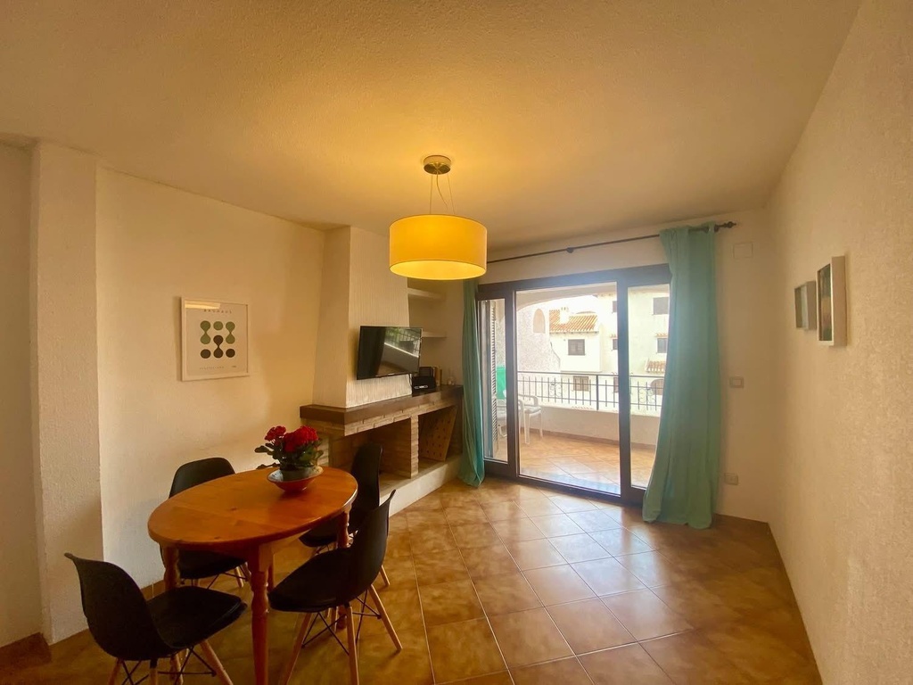 Moderný apartmán v Cabo Roig s bazénom