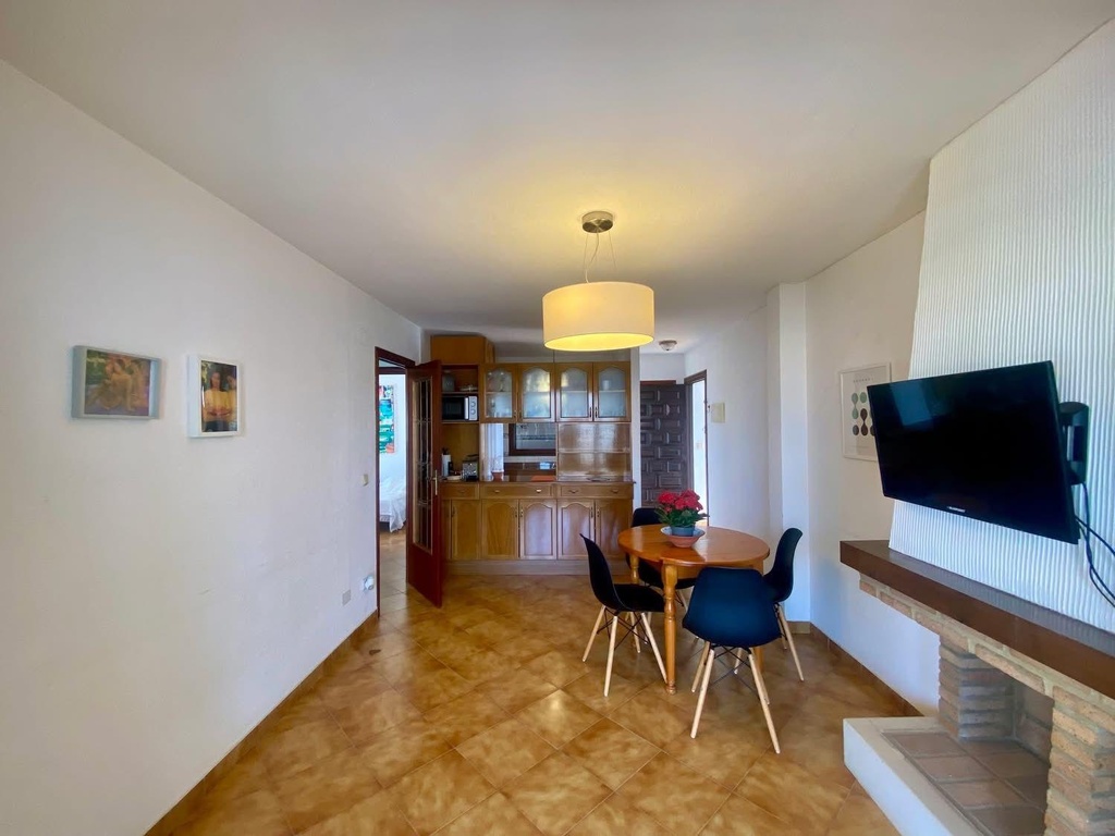 Moderný apartmán v Cabo Roig s bazénom