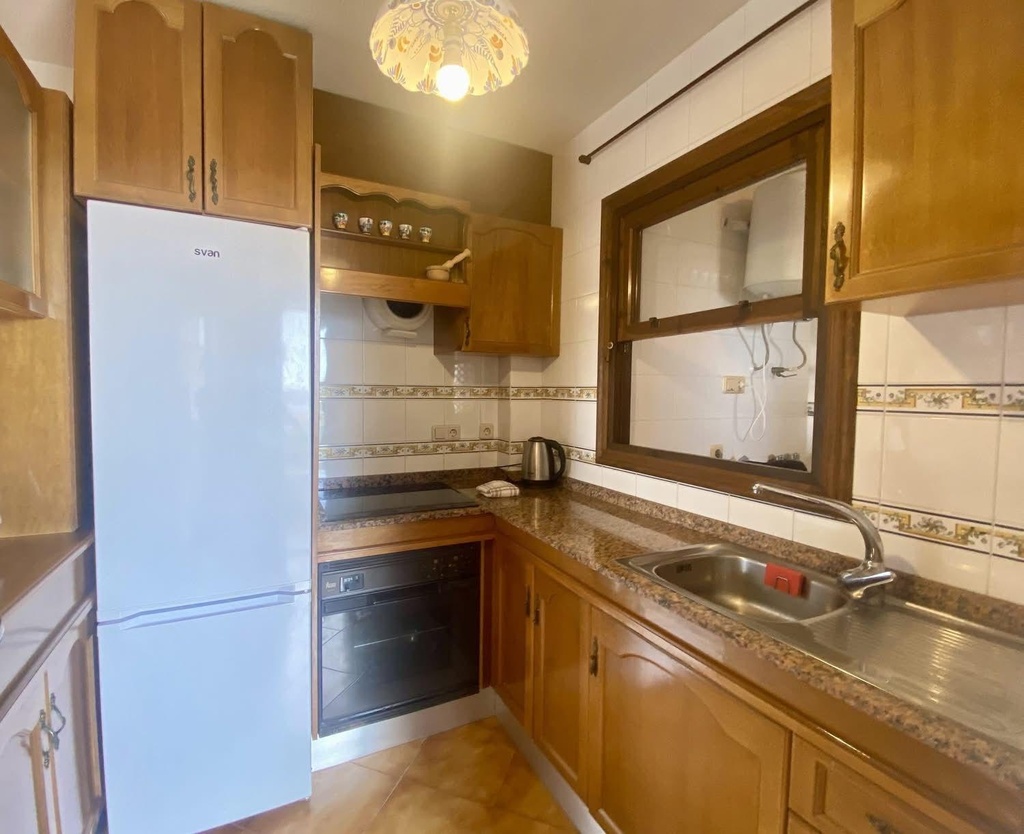 Moderný apartmán v Cabo Roig s bazénom