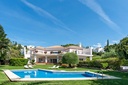 Luxusná vila v Benahavís – Cortés