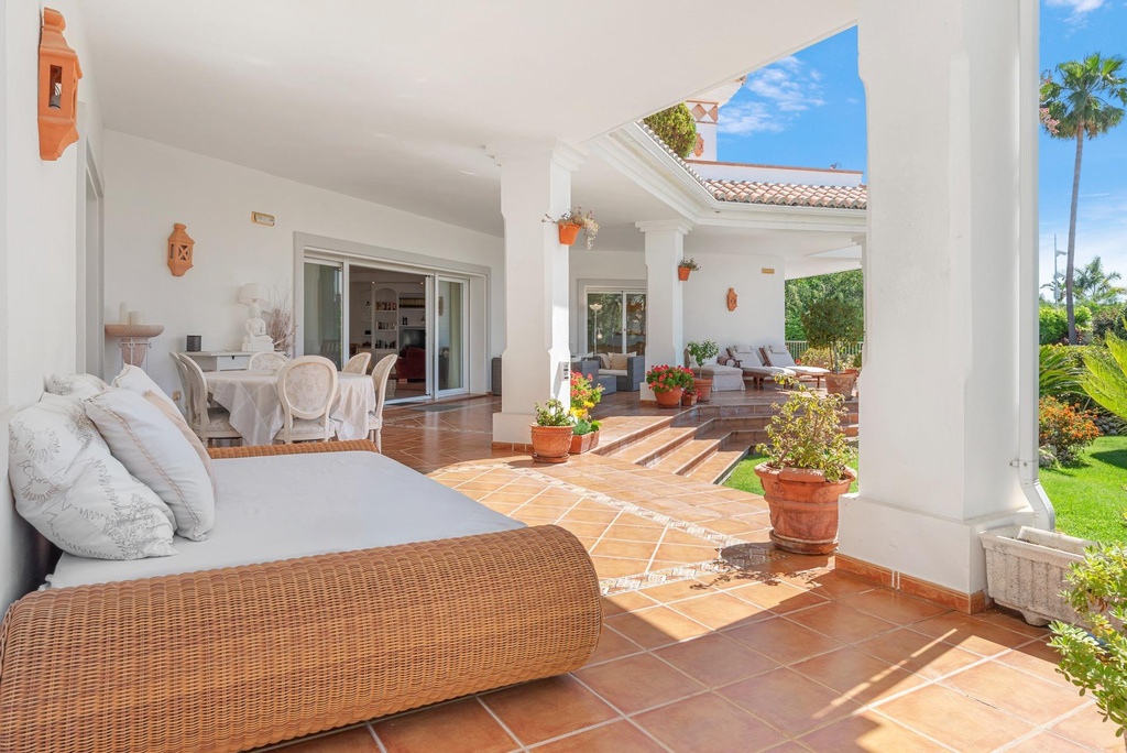 Luxusná vila v Benahavís – Cortés