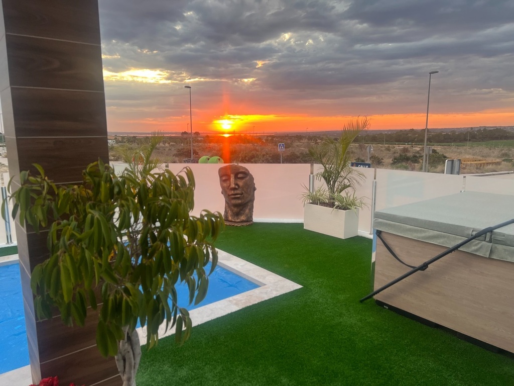 Luxusná vila v Los Montesinos – Costa Blanca
