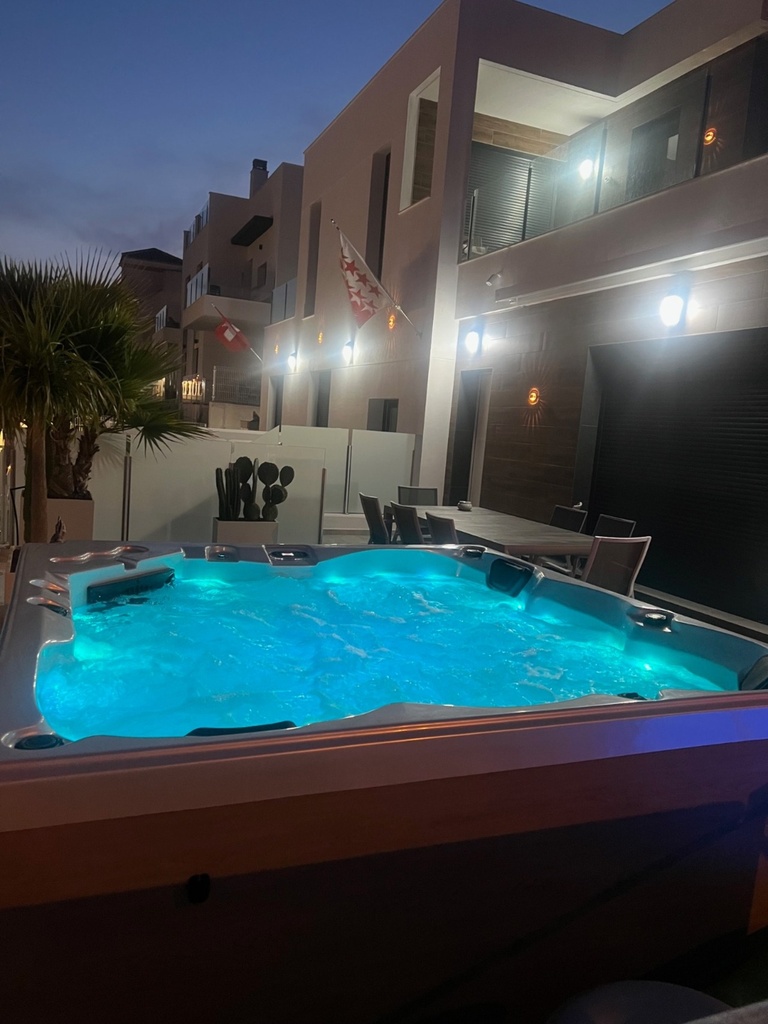 Luxusná vila v Los Montesinos – Costa Blanca